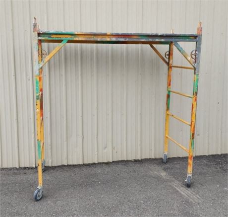 Perry Portable Scaffold - 74x28x73