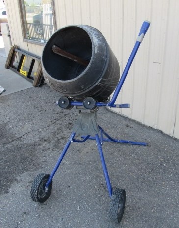 Tryans Online Auction & Auction Center - Kobalt Plug In Cement Mixer