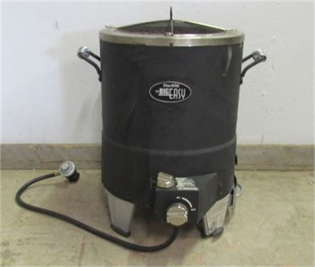 Char Broil The "Big Easy" Self Contained Oil-Less Turkey Fryer
