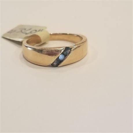 14k Gold Band Yogo Sapphire?? Ring...Sz 10