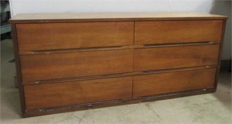 Nice Mid Century Modern Six Drawer Sideboard