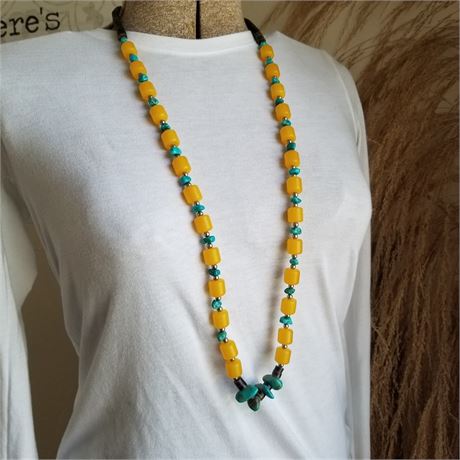 Turquoise Beaded Necklace