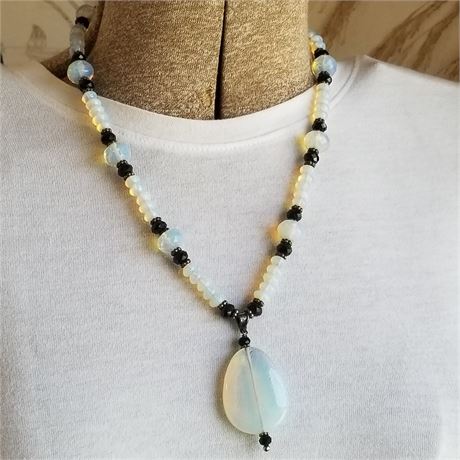 Opalescent Beaded Necklace