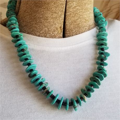 Turquoise Beaded Necklace