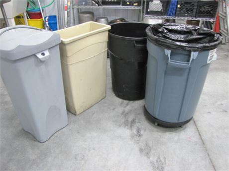 Garbage Cans (711 Blackhawk St. Billings)
