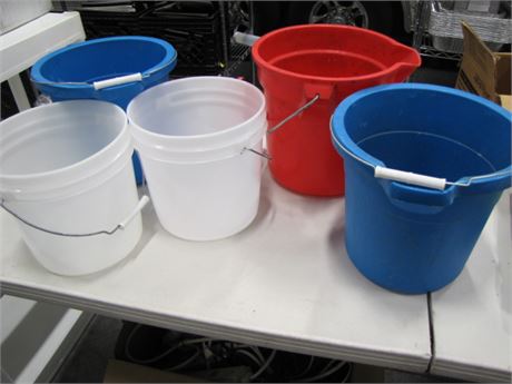 Misc Buckets (711 Blackhawk St. Billings)