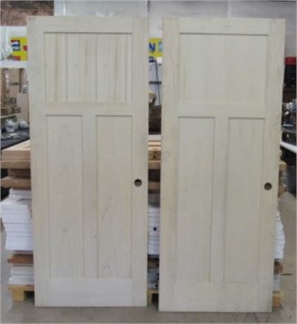 Pair of Shaker Style Whitewashed Wood Core Door Slabs, RH, 32"