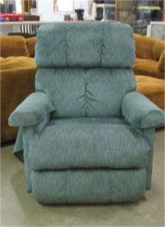 La-Z-Boy Recliner in Good Condition - Matches Lot #89