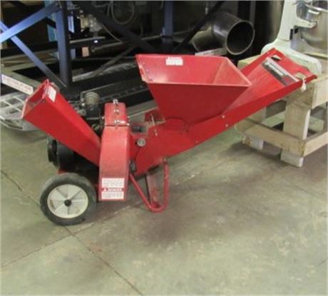 MTD 5HP Chipper/Shredder...Runs!!