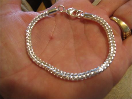 New Silver 7 3/4" Ladies Bracelet