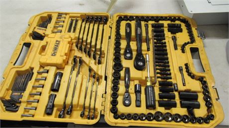 Dewalt Tool Set with Case