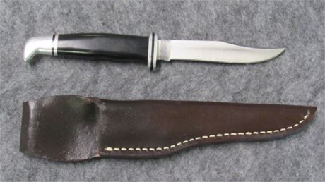 Buck Hunting Knife with Leather Sheath