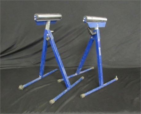 2 Roller Stands