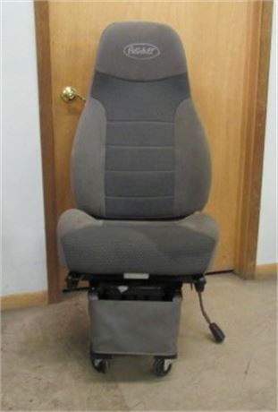 Nice Peterbuilt Truckers Driver Seat