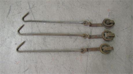 3-24" Meat Trolley Hooks