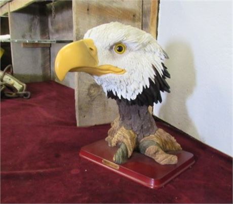 Bald Eagle Sculpture