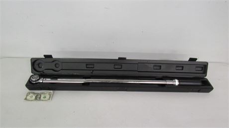 Like New NAPA 100-600Lb. Torque Wrench