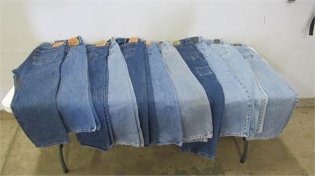 Collectible Levis & Denim...42-32