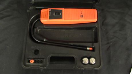 Halogen Leak Detector & Case