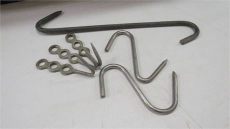 Assorted Hangers