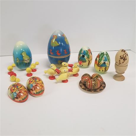 Vintage Collectible Hand Painted Eggs