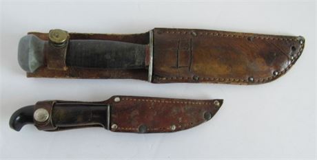 Pair of Knives with Scabbards