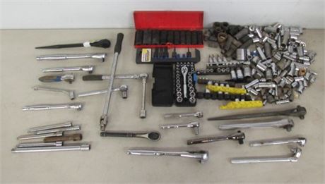 Assorted Ratchets/Drives/Extensions/Sockets