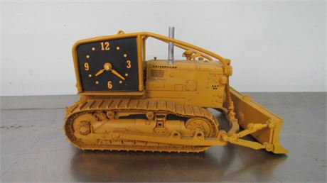 Bull Dozer Clock - 10"