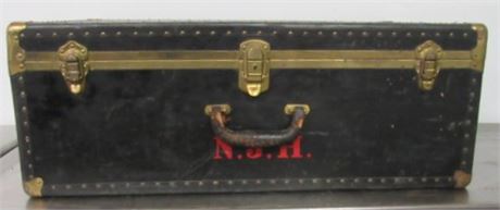 Vintage Trunk - 32x19x12