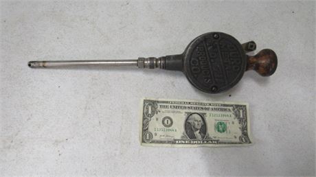 Antique Duro Metal Products Co. No. 711 Hand Crank Valve Grinder