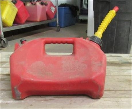 Low Profile 'No Tip' Gas Jug