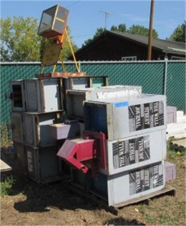 15 Newspaper Vending Boxes