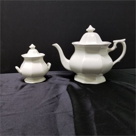 English Ironstone Tea Pot & Lidded Sugar Jar