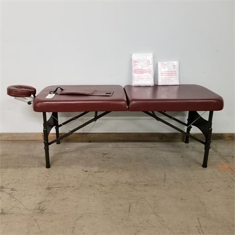 Mater Massage Table w Flat & Fitted Sheet & Arm Sling