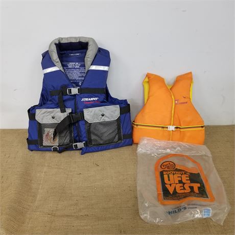 Adult Water Ski Vest Sz XL & Kids Water Ski Vest