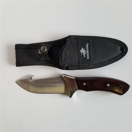 Winchester Hunting Knife w/ Sheath