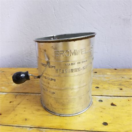 Vintage Bromwell's Flour Sifter