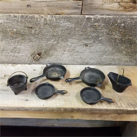 Miniature Cast Iron Cookware Set