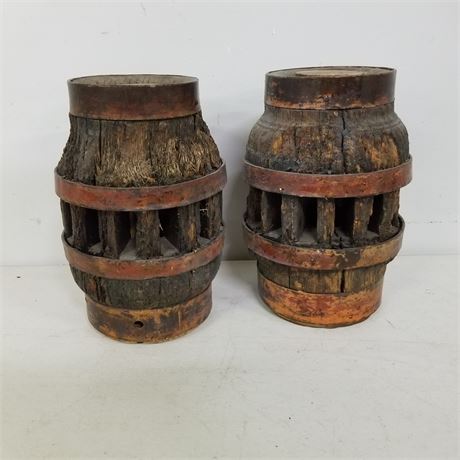 2 Antique Wagon Wheel Hubs