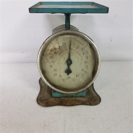 Vintage American Cutlery Co. Kitchen Scale