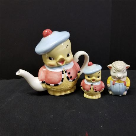 Collectible Dept.56 Teapot and Salt & Pepper Shakers