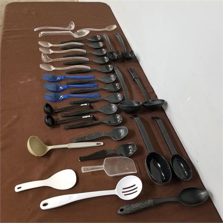 Assorted Serving Utensils