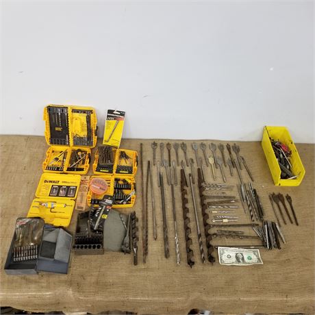 Assorted Drill Bits/Driver Tips/Cases