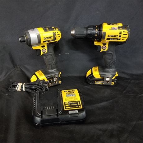 Nice Dewalt Cordless Drill Driver & Impact Driver w/Battery &Charger