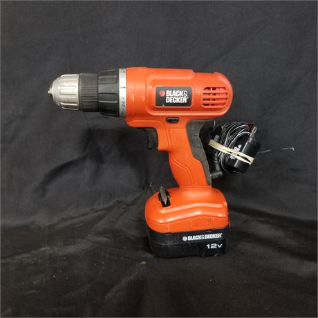 Black & Decker Cordless Drill w/ Charger