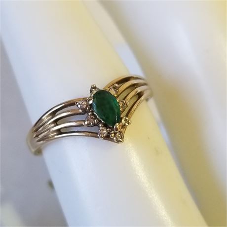 14k Gold Diamond & Emerald Ring ...Sz 6 1/4