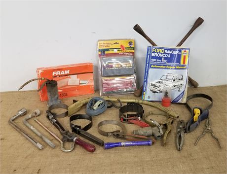 Assorted Auto Mechanics Items