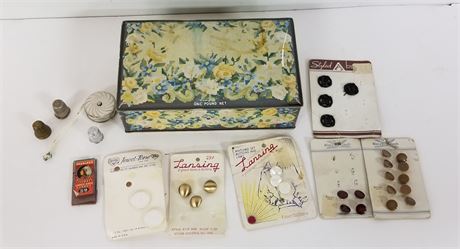 Vintage Buttons/Needles/Tin Box
