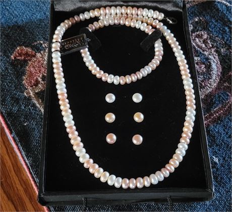 Honora Pearl Necklace, Bracelet, & Earring Set
