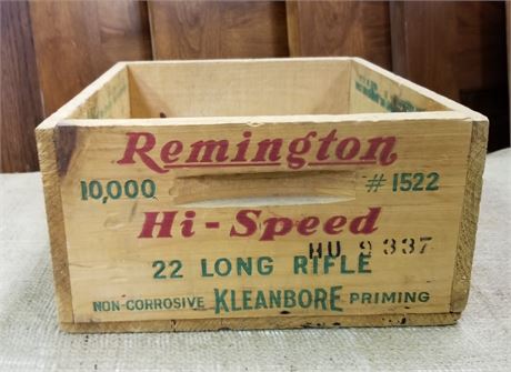 Collectable Remington Wood Ammo Box.. 14x12x6